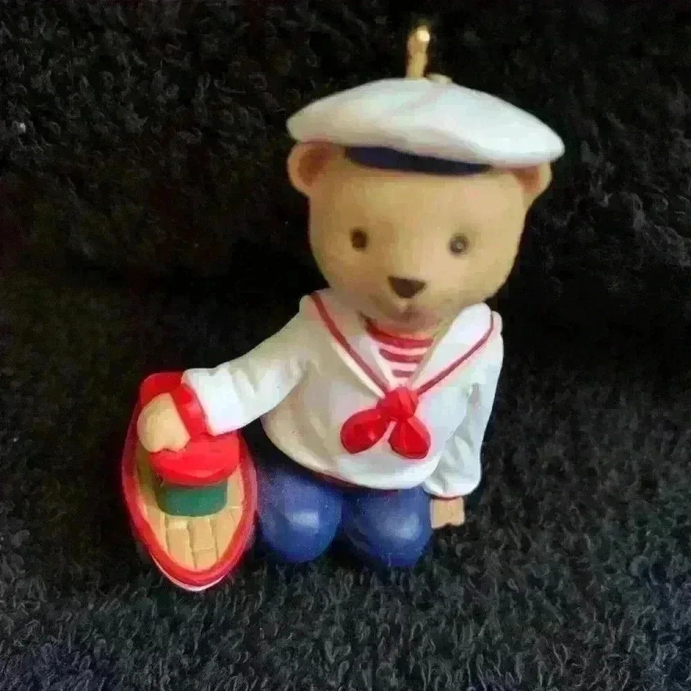 Vintage 1993 Hallmark Keepsake Ornaments, The Bearingers, Set of 4 - Picture 9 of 13
